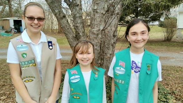 L to R: Brooke from Troop 60070, Jillian from Troop 60053 and Madison from Troop 60053