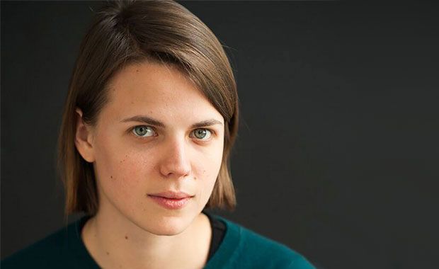 Playwright Sarah DeLappe (winner of the inaugural Relentless Award, in honor of Philip Seymour Hoff man) comes to Powerhouse with The Wolves, a black comedy about the privilege and pain of nine American girls who just want to score some goals.