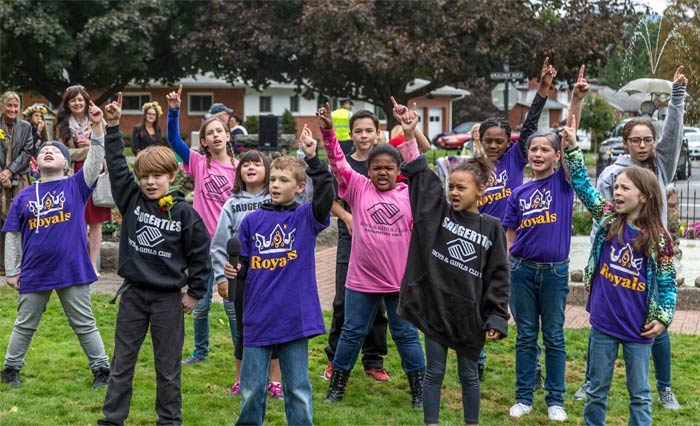 Excited youngsters from the Saugerties Boys and Girls Club. (photo by Robert Ford)