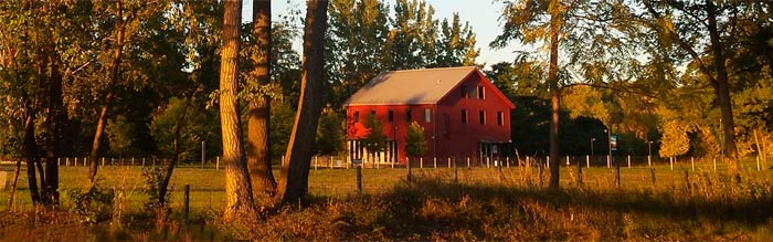 The brand-new American Center for Folk Music will celebrate its official opening this Sunday afternoon with an all-star concert in Beacon. Established one year ago to honor folk-music legends and to sustain the “folk process” as a vibrant part of American culture, ACFM's headquarters are in River House, the red “barn” building restored by Scenic Hudson in Beacon's Long Dock Park.
