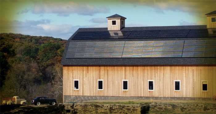 Dutch’s Spirits at Harvest Homestead Farm opened to the public in July. A three-story, 12,000-square-foot Dutch barn has been built around the entrance to one of the original tunnels, which can be viewed inside on a tour. The barn houses a bar and tasting room on the main floor, featuring craft beverages made by more than 75 New York State-based producers, and a farm market on the top floor sells New York State artisanal food products: honeys, jams, syrups, sauces, pastas, grains and the like.