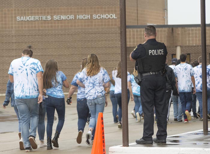 saugerties-school-district-hires-security-firm-hudson-valley-one