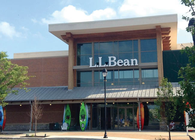 L.L. Bean to move into the former Bed, Bath & Beyond store in the Town ...
